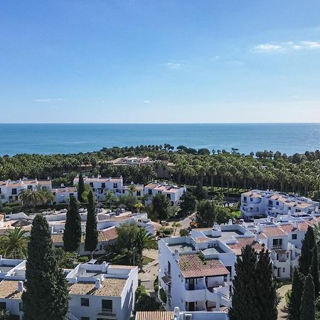 Seaside Retreat With Pool, Ac, And Fast Wi-Fi Διαμέρισμα Αλμπουφέιρα Εξωτερικό φωτογραφία