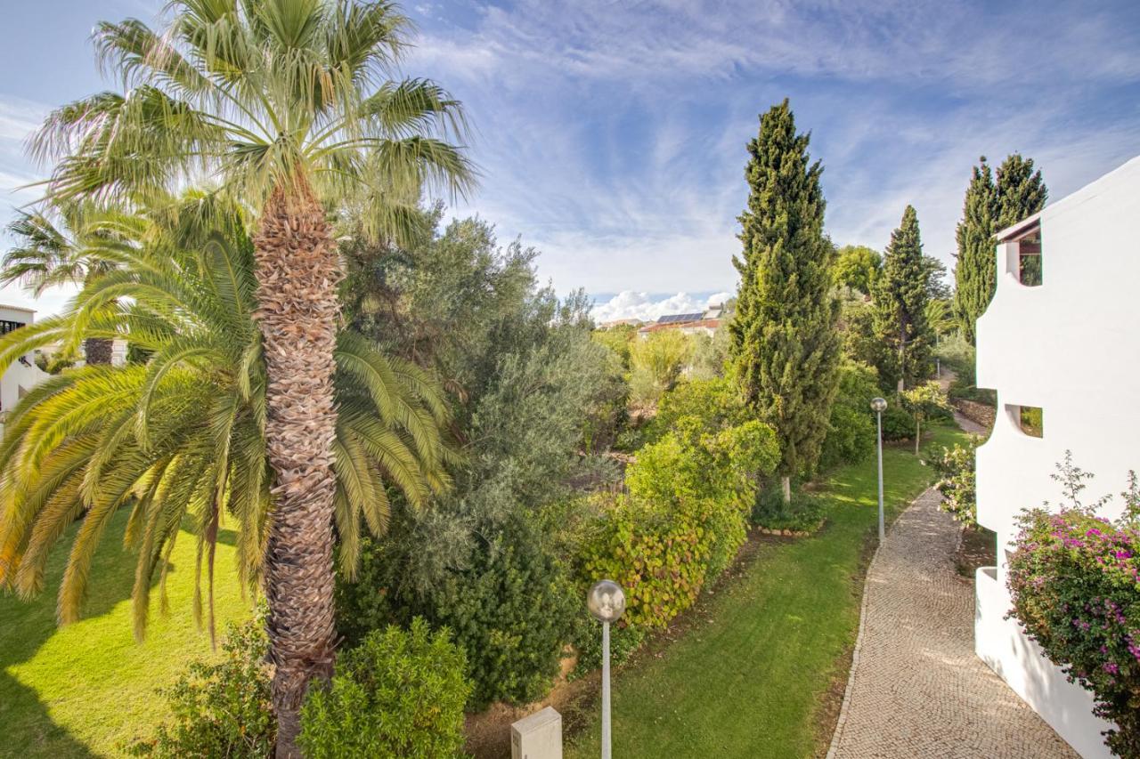 Seaside Retreat With Pool, Ac, And Fast Wi-Fi Διαμέρισμα Αλμπουφέιρα Εξωτερικό φωτογραφία